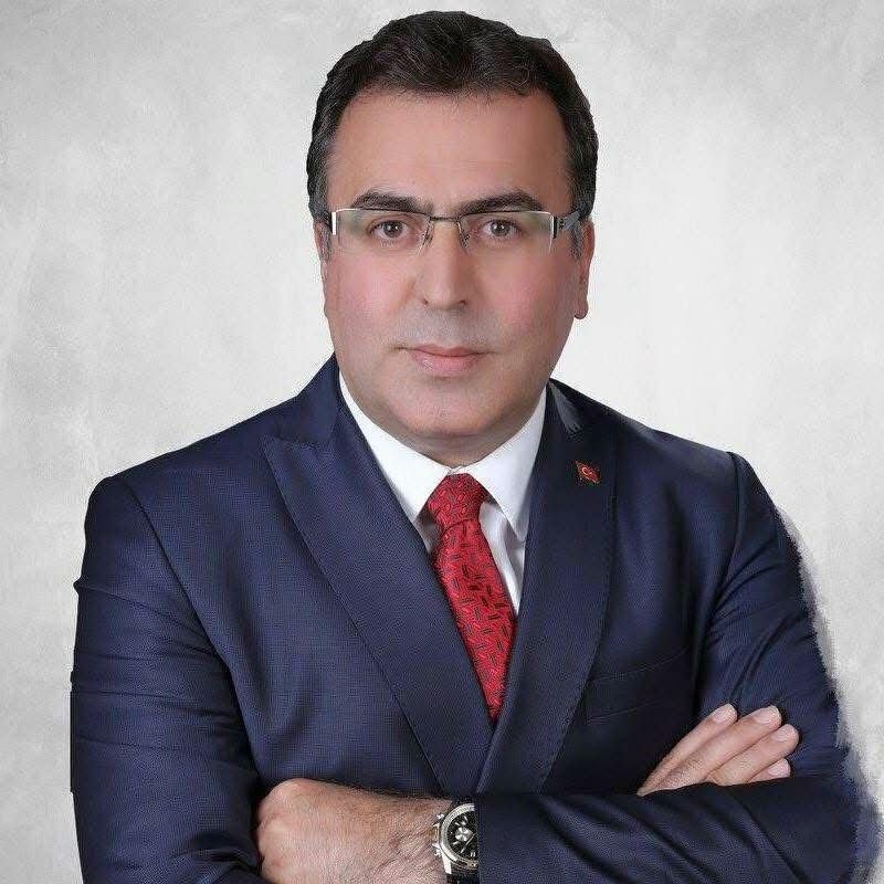 Ayhan Sezer: Yunus Emre’nin Mesajları Yolumuzu Aydınlatıyor