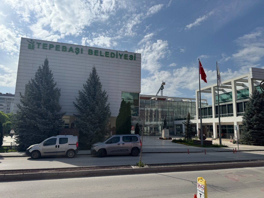 Tepebaşı Belediyesi operasyonunda yeni gelişme: Gözaltı sayısı 25’e yükseldi