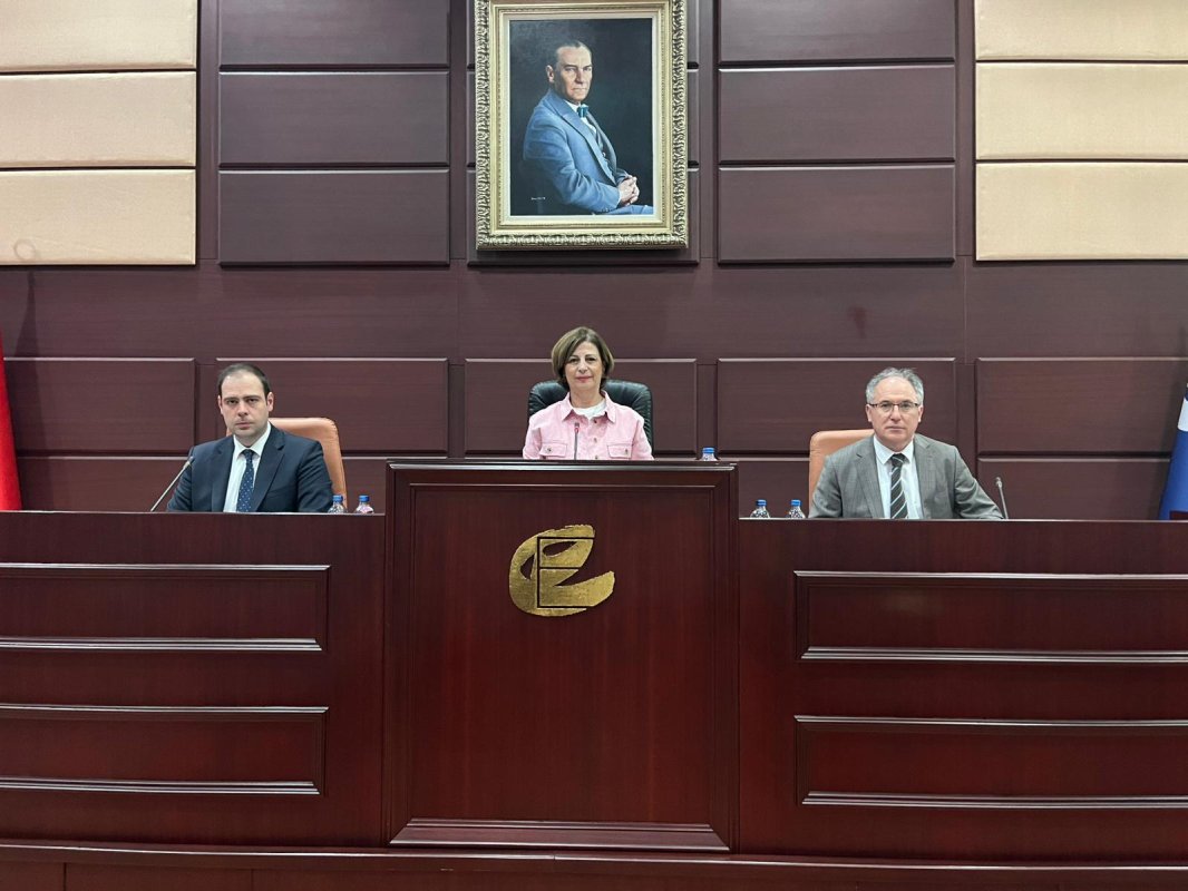 Eskişehir Büyükşehir Meclisi’nde kritik gündem: Yeşiltepe itirazları reddedildi, taşınmaz satışı tartışıldı
