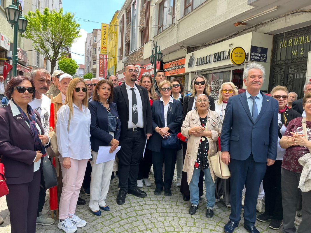 “19 Mayıs Ruhu Karanlığa Teslim Olmayacak”