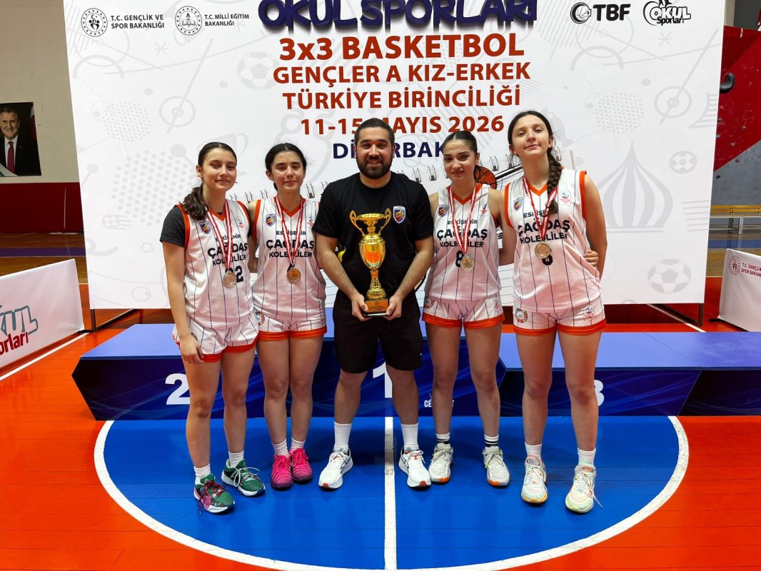 Çağdaş’ın Sporcuları Kupalarla Döndü