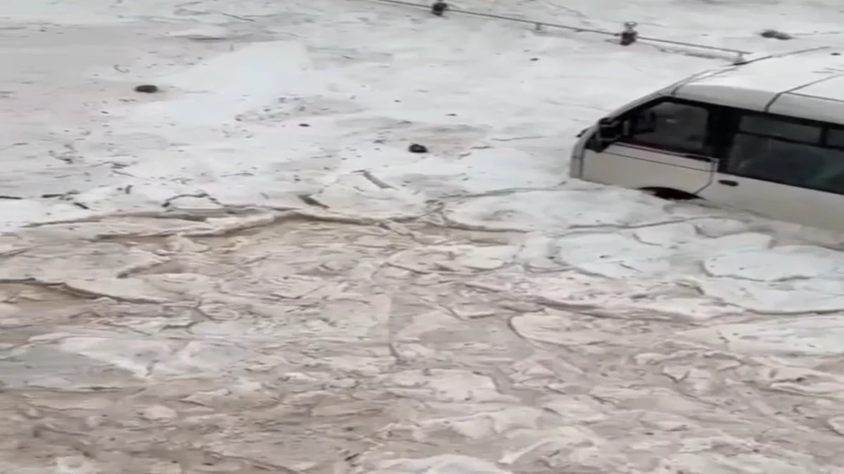 Adana’da Dolu, Sağanak ve Hortum Hayatı Olumsuz Etkiledi