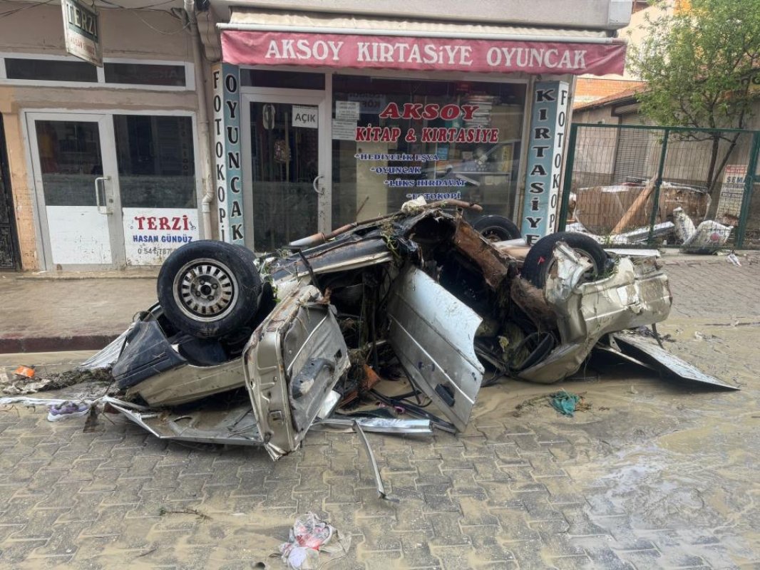Selin vurduğu Havza’da yaralar sarılıyor: Belediye, asker ve ekipler seferber oldu