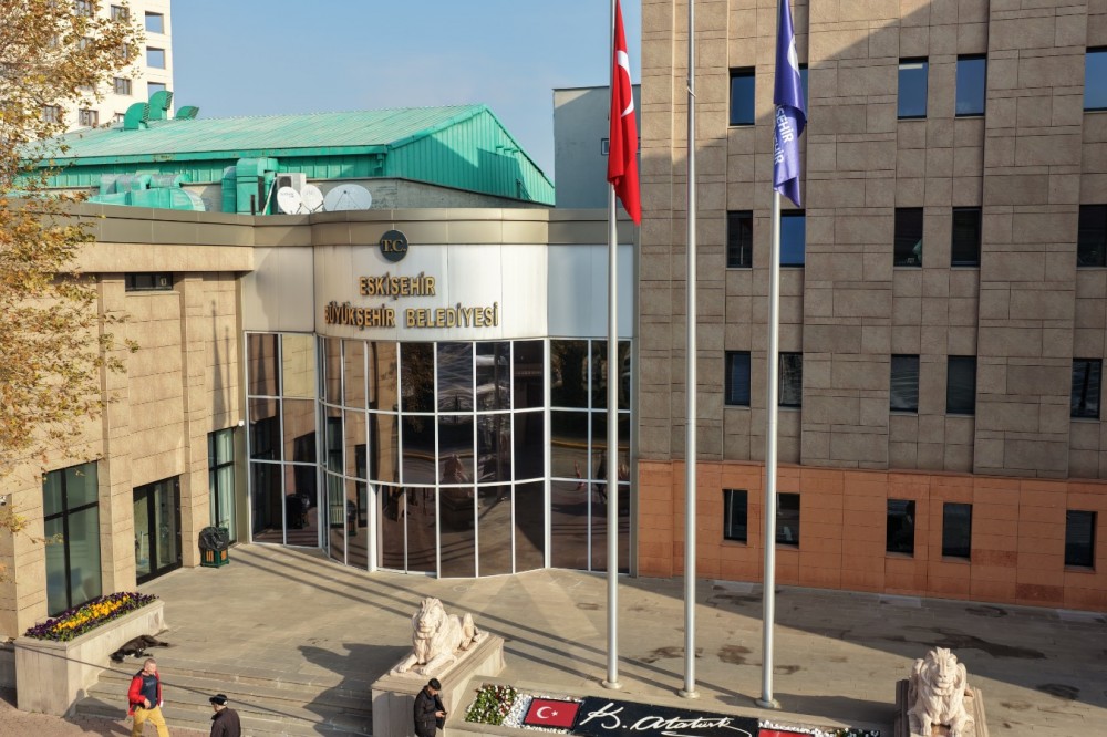 Eskişehir’de Açık Otopark 3 Yıllığına Kiraya Verilecek