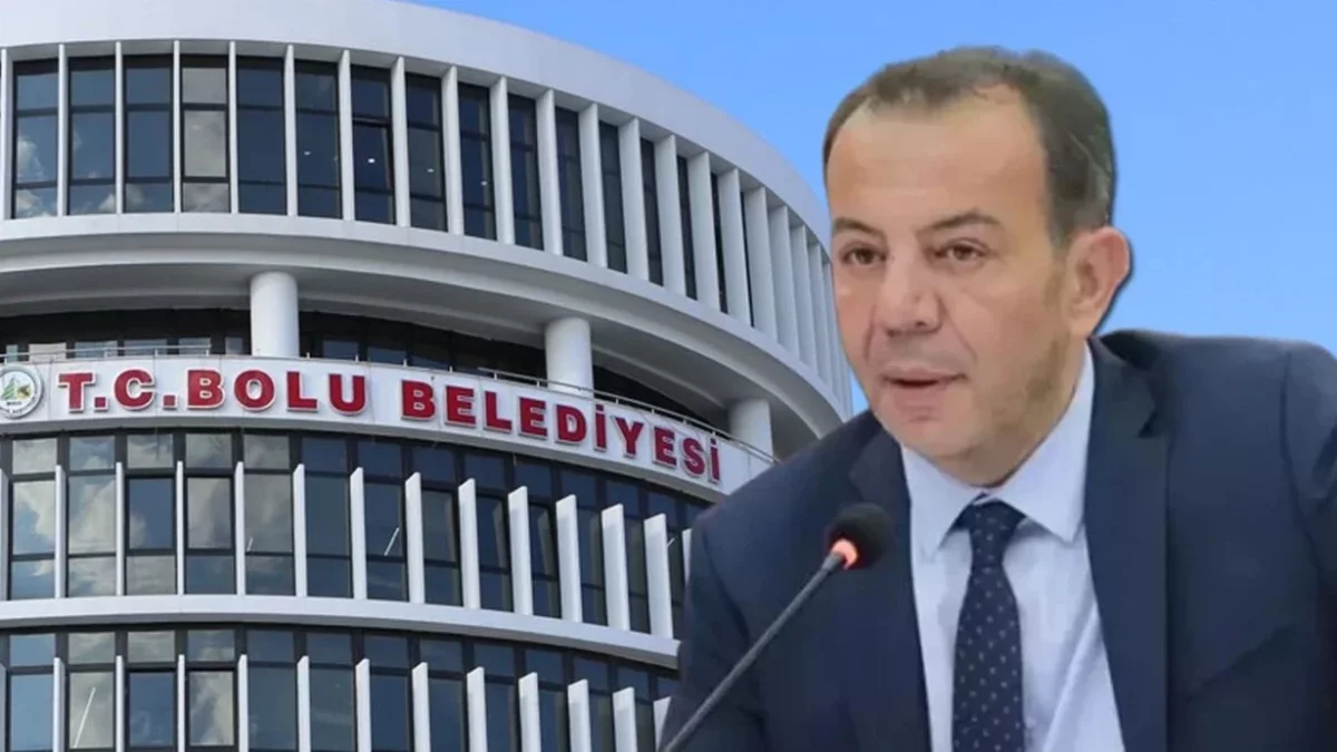 Bolu Belediyesi'nde jandarma ekibi arama yapıyor