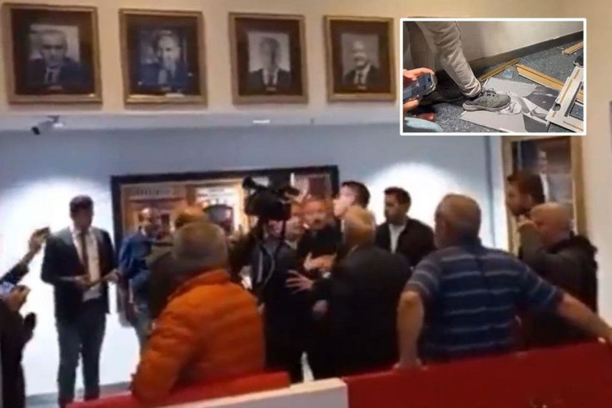 CHP Genel Merkezi’nde Arbede: Kılıçdaroğlu’nun Fotoğrafı İndirildi