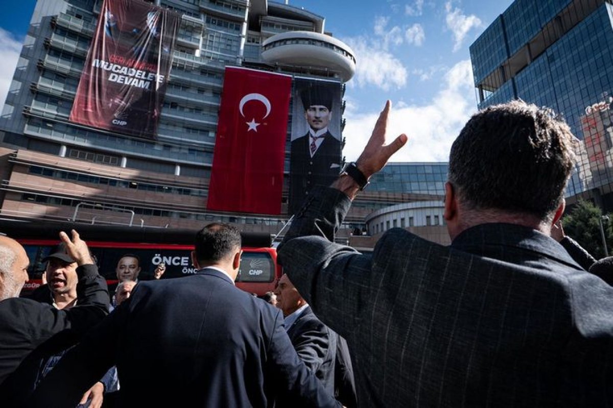 Ankara Valiliği’nden Talimat: CHP Genel Merkezi Boşaltılacak