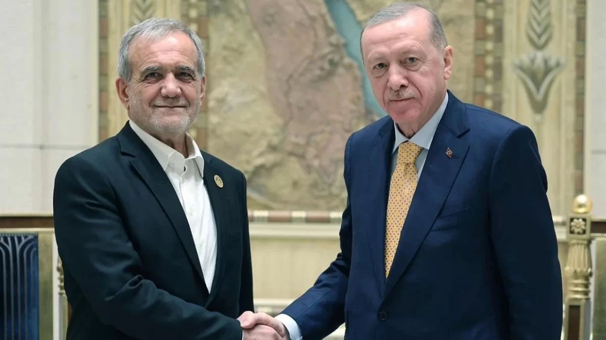 Cumhurbaşkanı Erdoğan İran Cumhurbaşkanı Pezeşkiyan İle Telefonda Görüştü