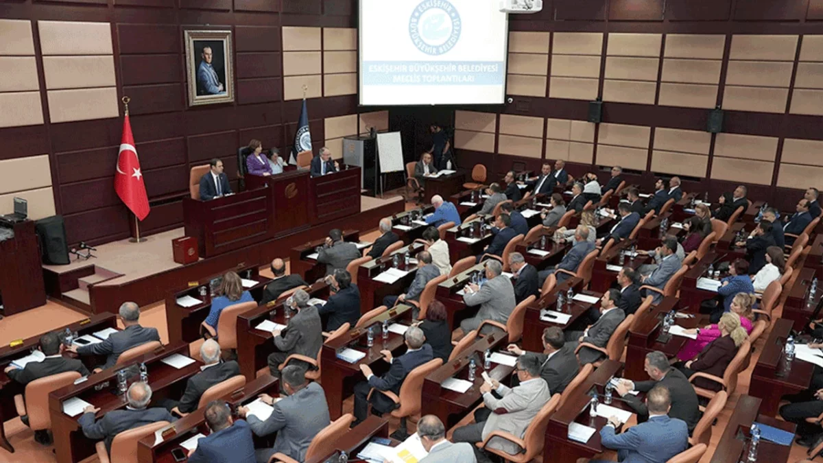 Tepebaşı’nda Tartışmalı İmar Kararı: 7 Bin Metrekarelik Arazi İçin “Okul mu Hastane mi?” Polemiğinde Son Söz Söylendi