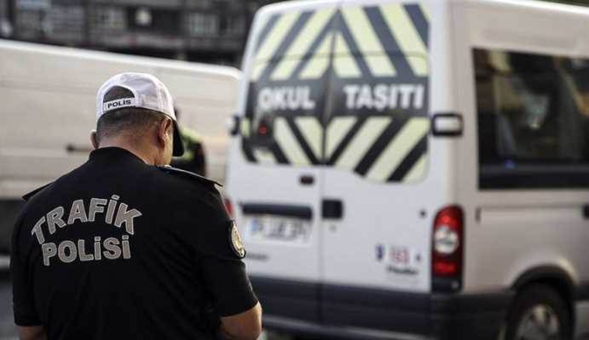 Eskişehir’de Okul Çevreleri Ve Servislere Yakın Takip