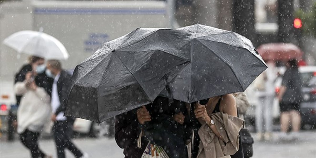 Meteoroloji Uyardı Günlerce Sürecek Sağanak Geliyor Sarı Kod Verildi