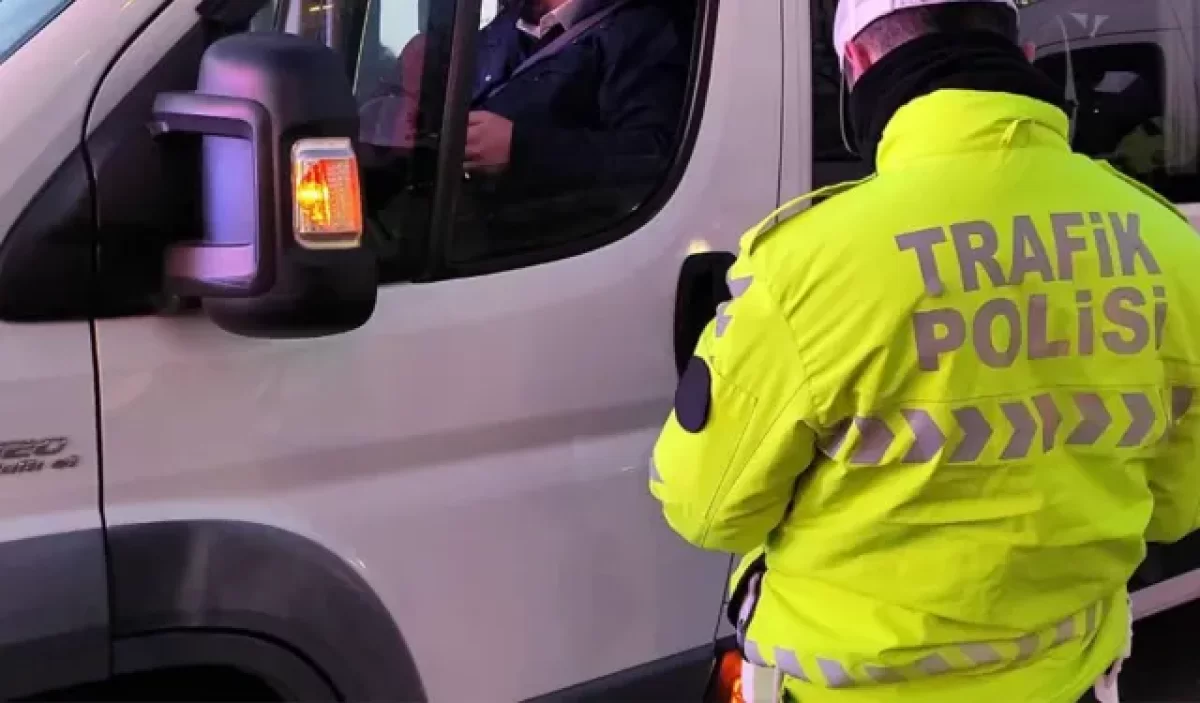 Eskişehir'de Okul Servisleri Ve Çevresine Denetim