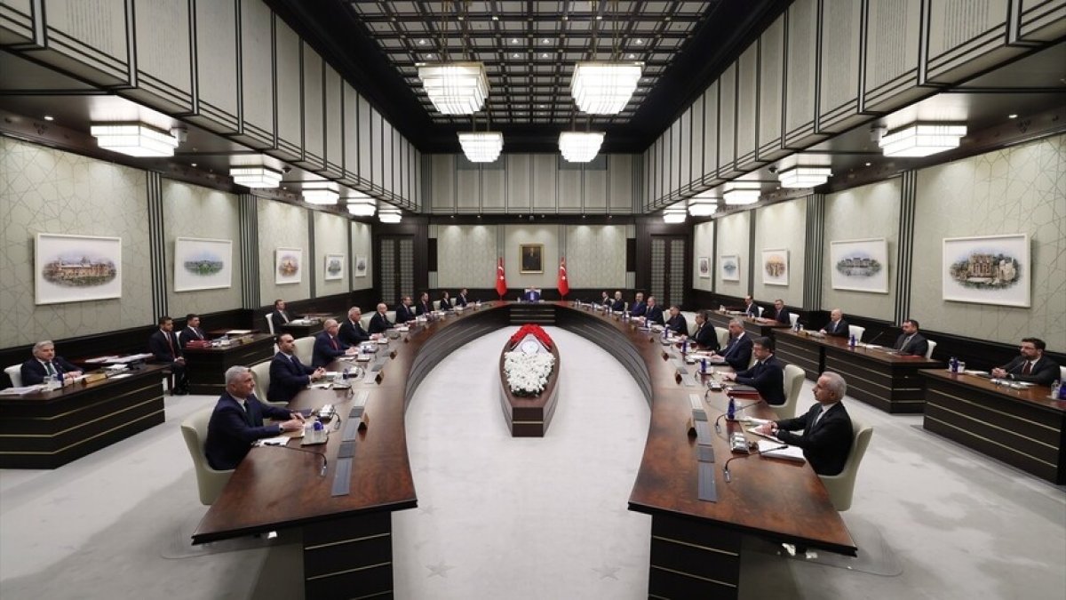 Cumhurbaşkanı Erdoğan Kabine Toplantısı Sonrası Konuştu: “Milletçe Yüreğimiz Yanıyor”