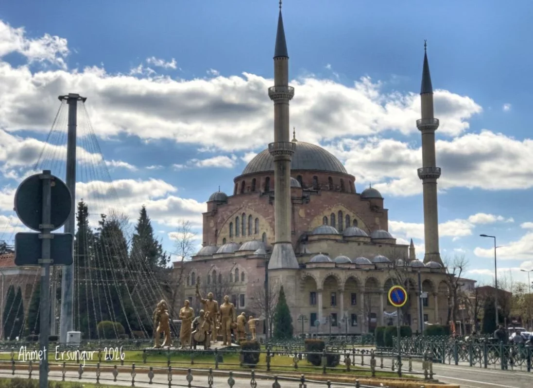 Eskişehir’de Bayram Namazı Saatleri: İşte İlçe İlçe Vakitler
